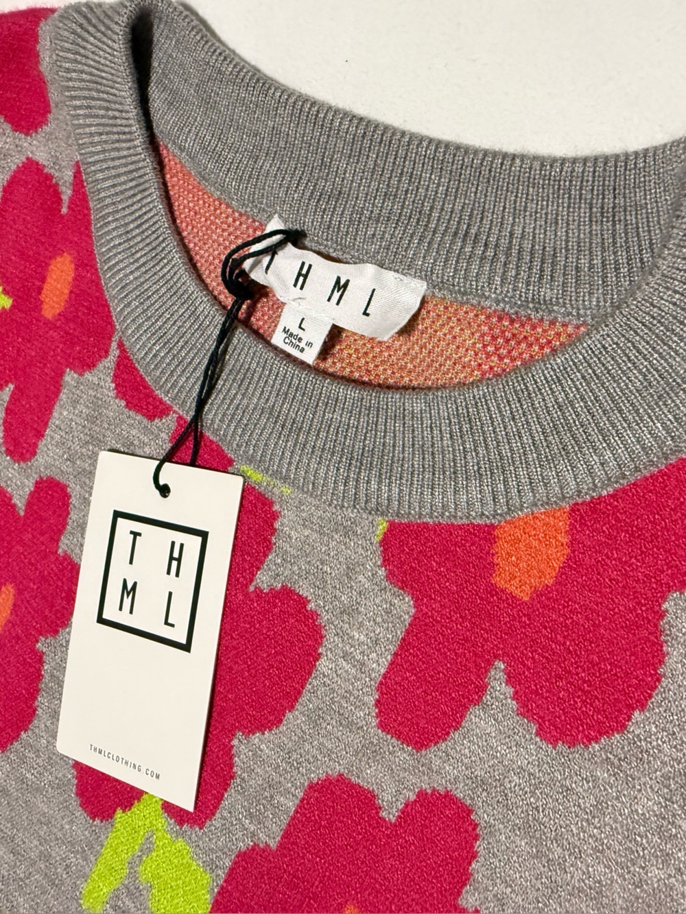 NWT, THML, Gray Crewneck Sweater with Pink, Orange & White Floral Print. Size L - Picture 3 of 4